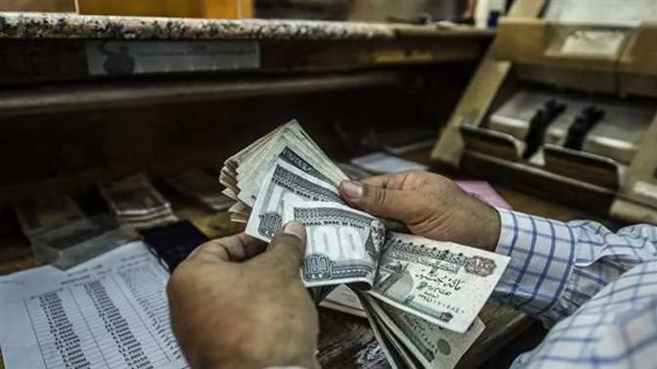 زيادة جديدة مرتقبة.. موعد إيداع مبالغ معاشات شهر فبراير في حسابات المستفيدين